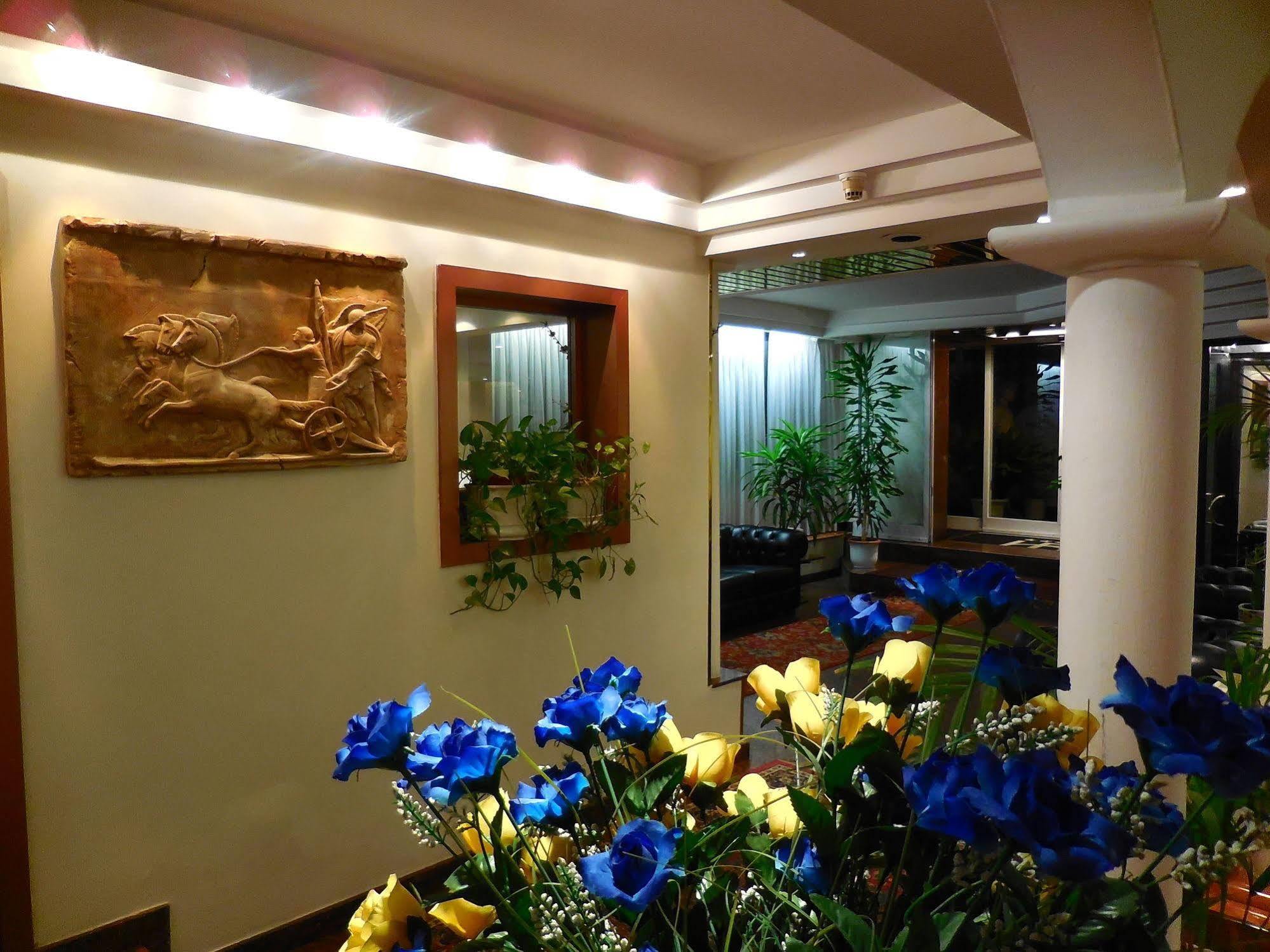 Hotel Roma Cesano Boscone Exterior photo